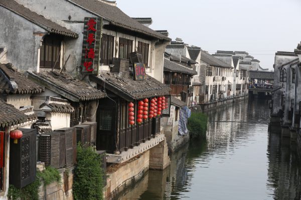 杭州西湖-西塘-乌镇-巴士纯玩品质3天4晚