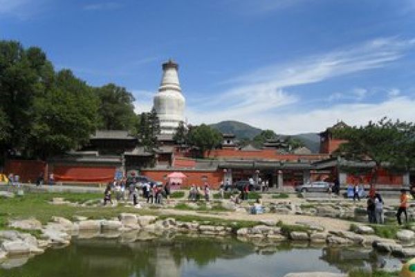 山西太原 五台山 平遥古城双飞4日游